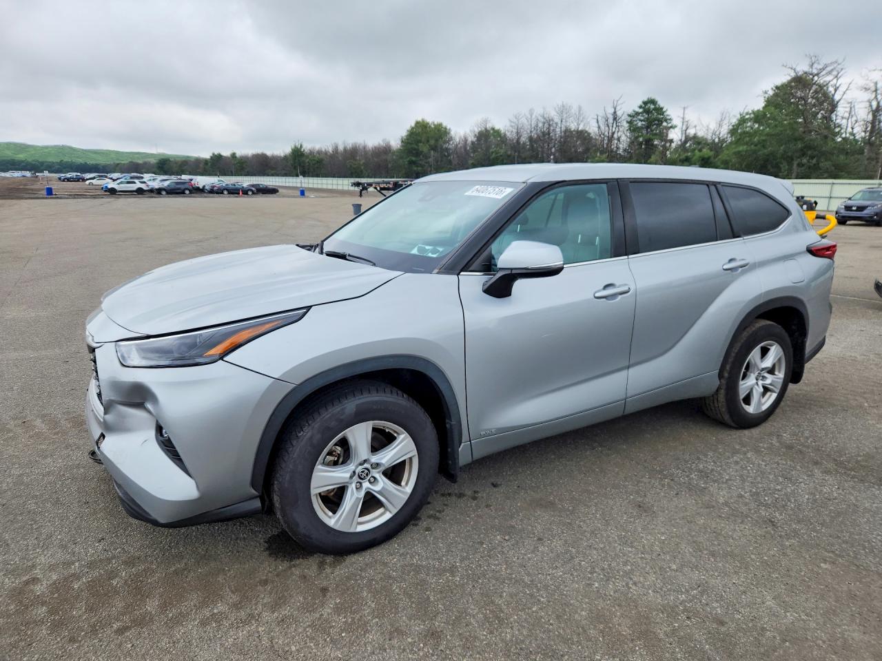 Toyota Highlander HYBRID LE 2022