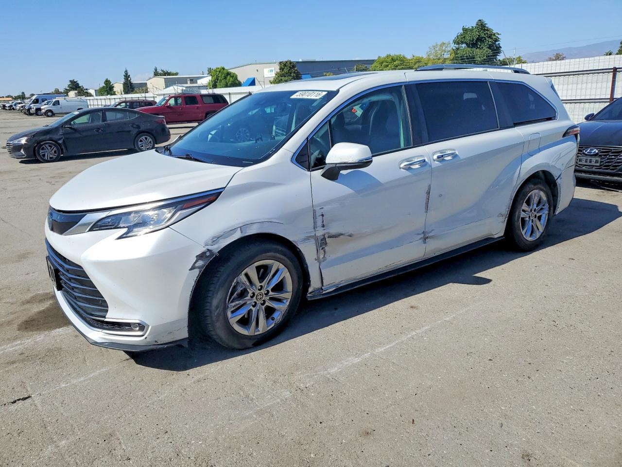 Toyota Sienna LIMITED 7-PASSENGER 2023