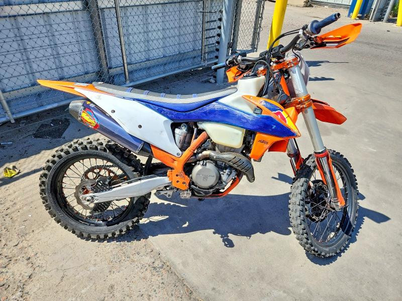 2022 KTM 350 XC-F 