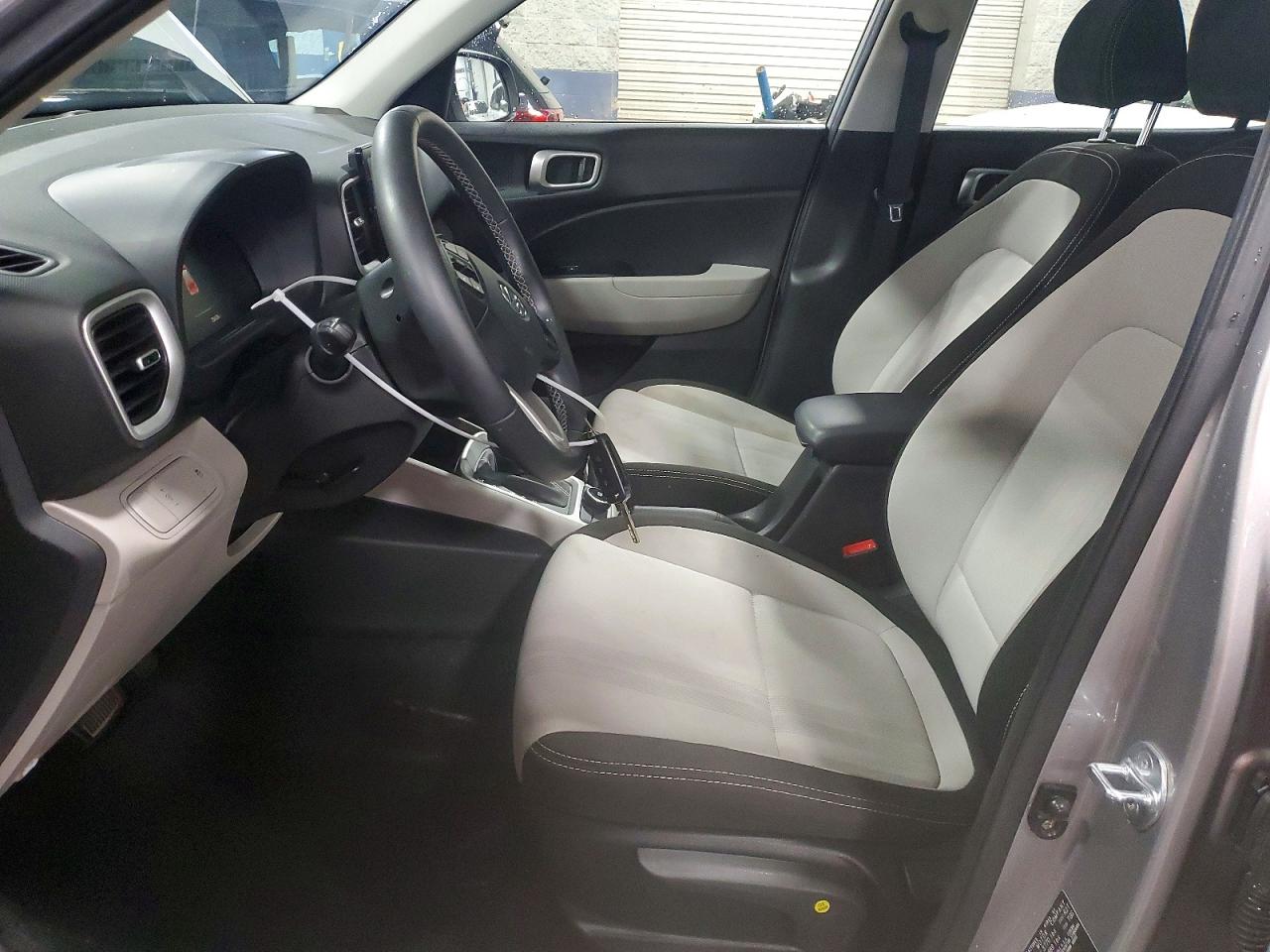 Hyundai Venue SEL 2023