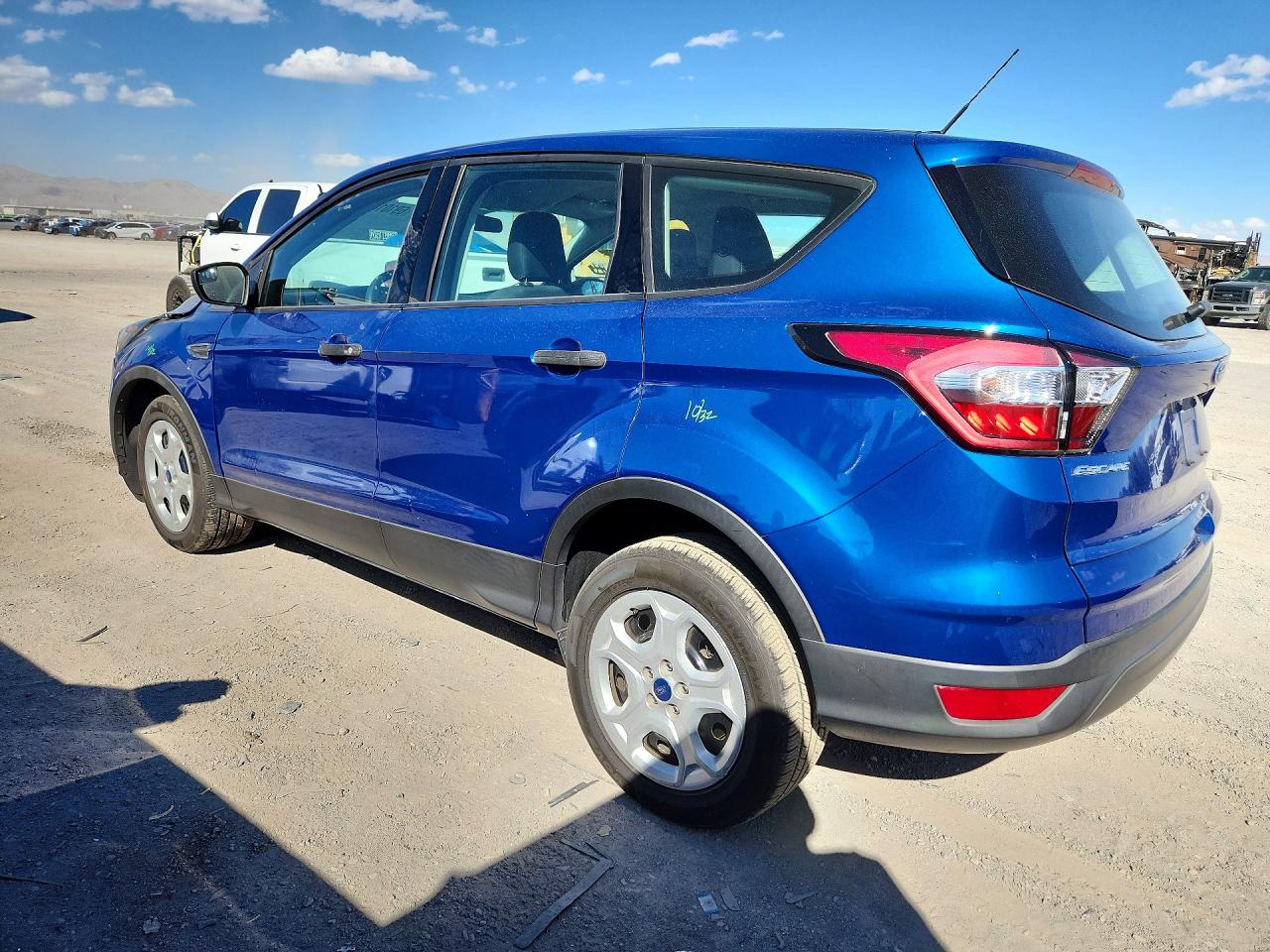 Ford Escape S 2018