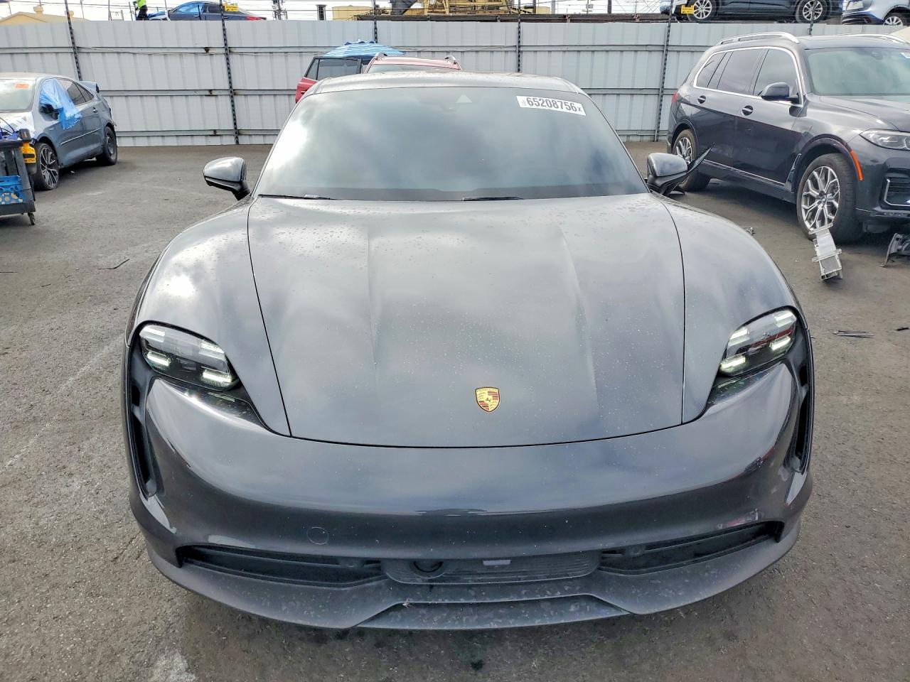 Porsche Taycan 2024