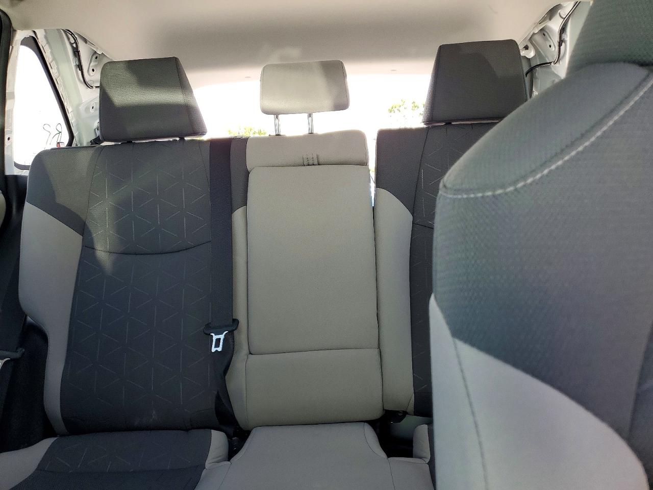 Toyota RAV4 XLE 2023