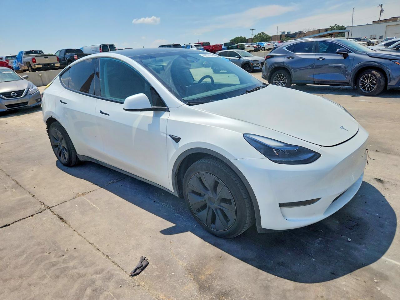 Tesla Model Y 2025