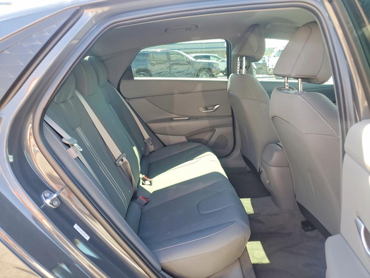 Hyundai Elantra SEL SPORT 2025