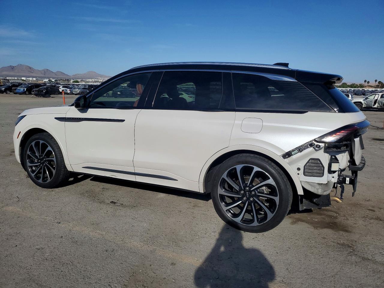 Lincoln Nautilus BLACK LABEL 2024