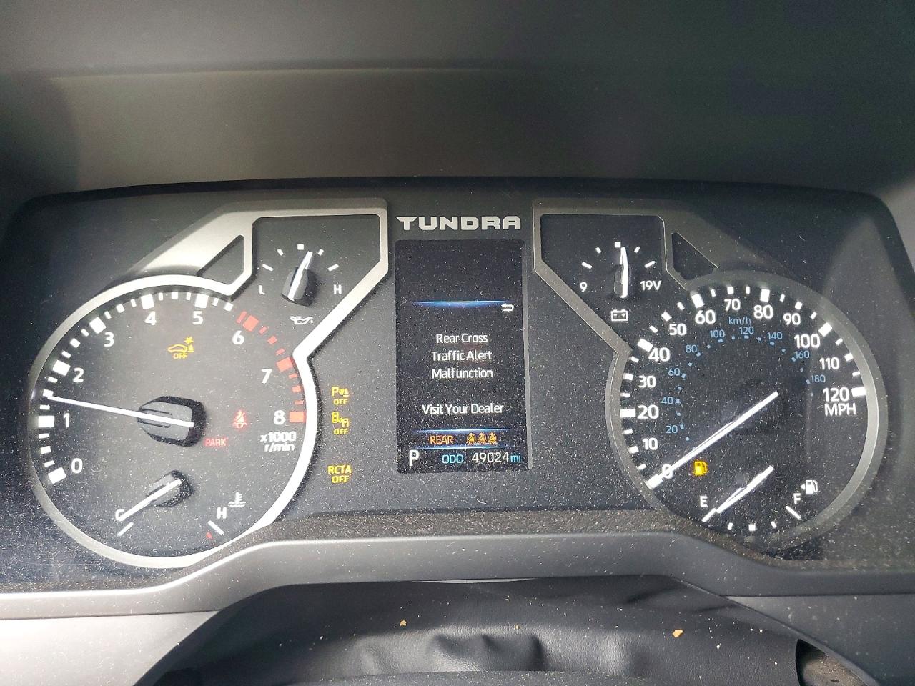 Toyota TUNDRA CREWMAX SR5 2022
