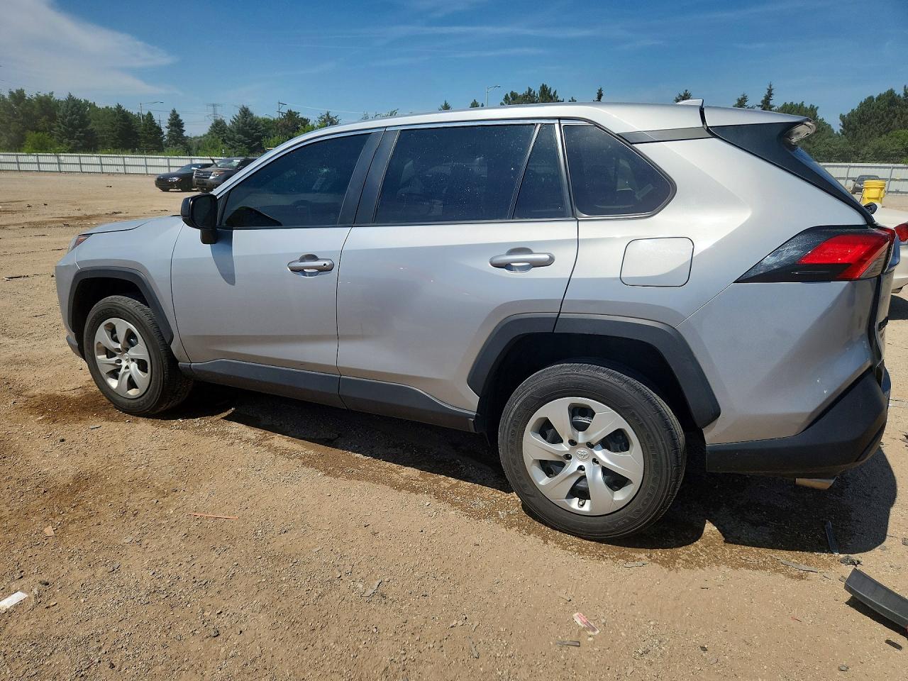 Toyota RAV4 LE 2023