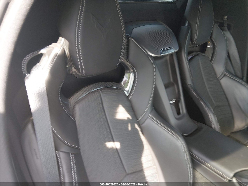 Chevrolet CORVETTE STINGRAY RWD 2LT 2024