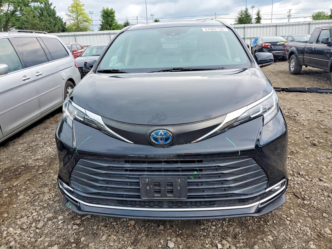 Toyota Sienna XLE 2022