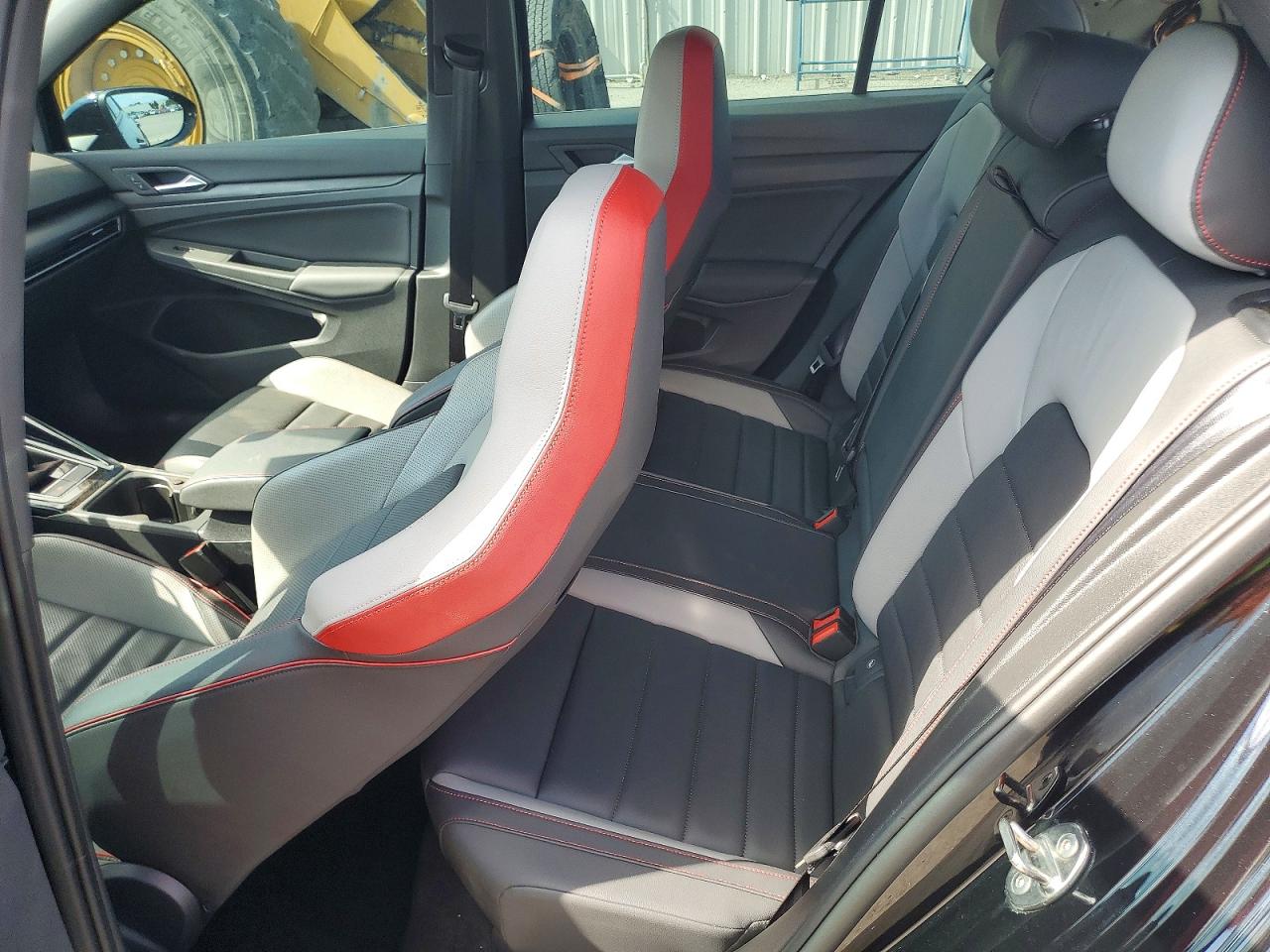 Volkswagen Golf GTI SE 2024