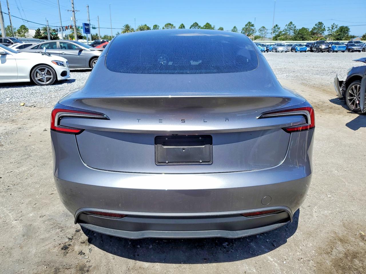 Tesla Model 3 2025
