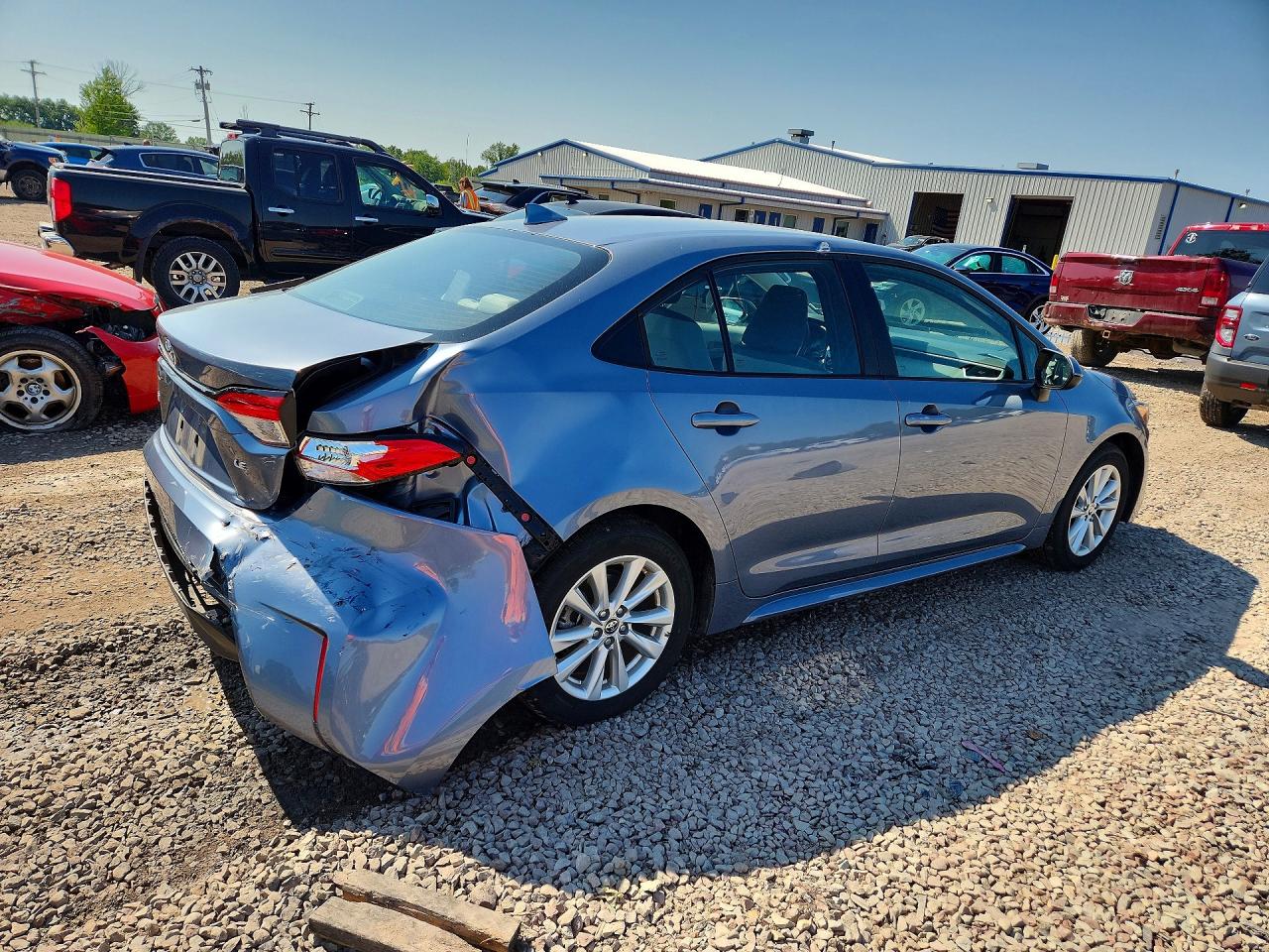 Toyota Corolla LE 2025