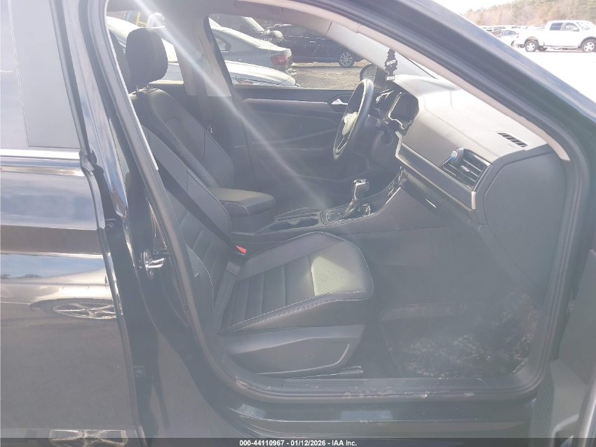 Volkswagen Jetta SE 2024