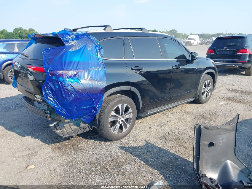 Toyota Highlander XLE 2022