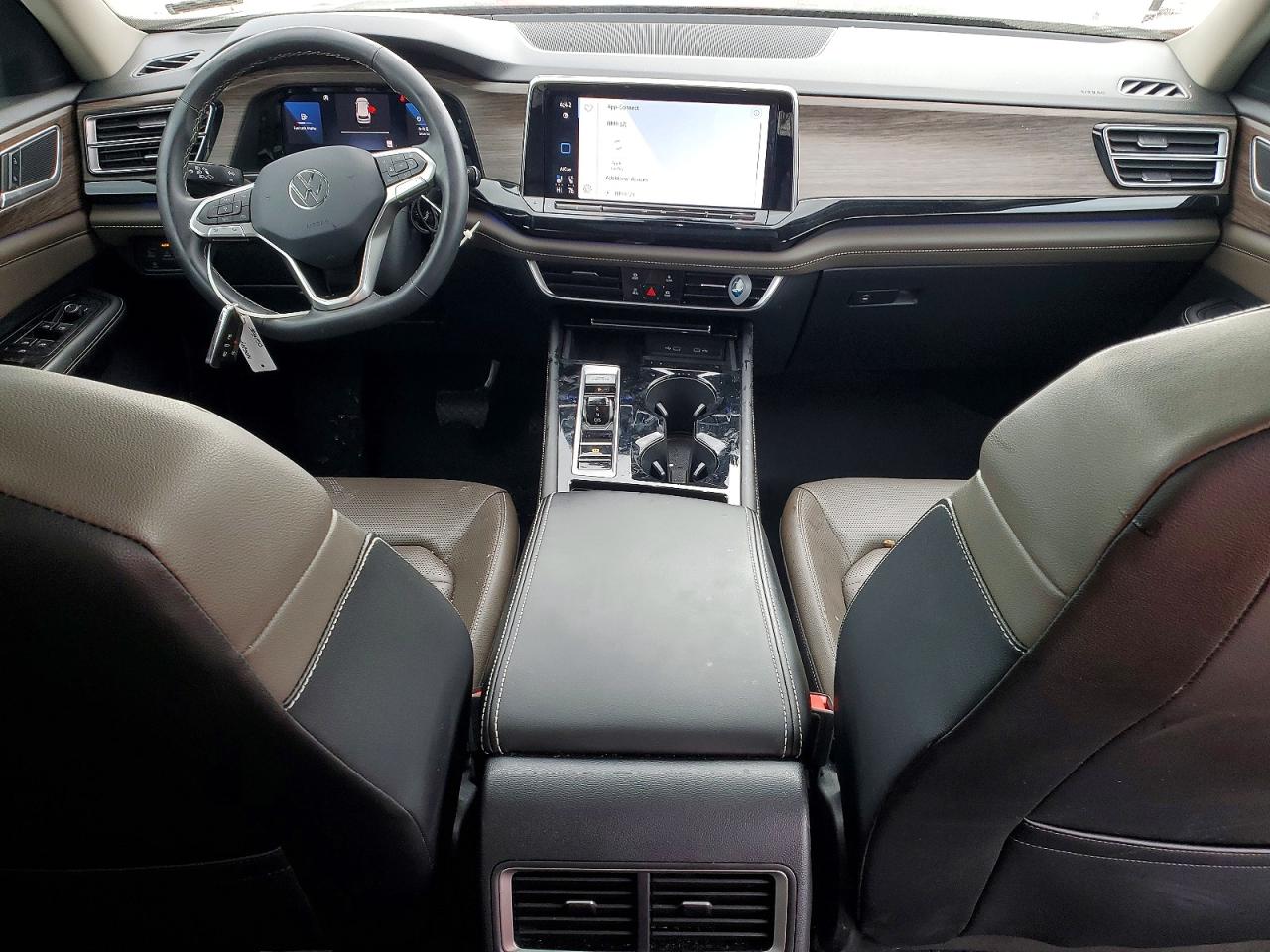 Volkswagen Atlas SEL 2024