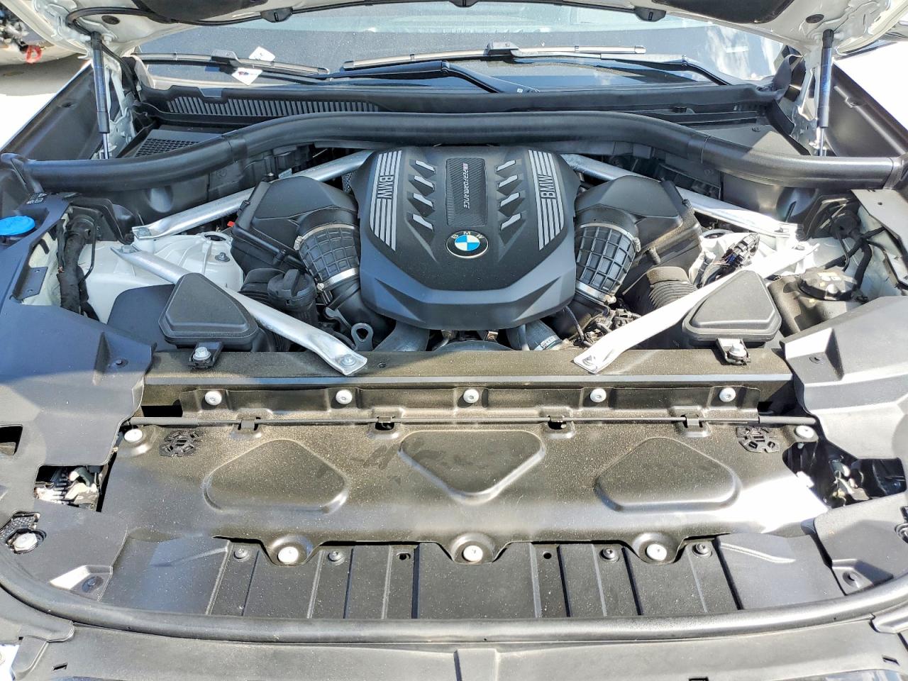 BMW X5 M50I 2022