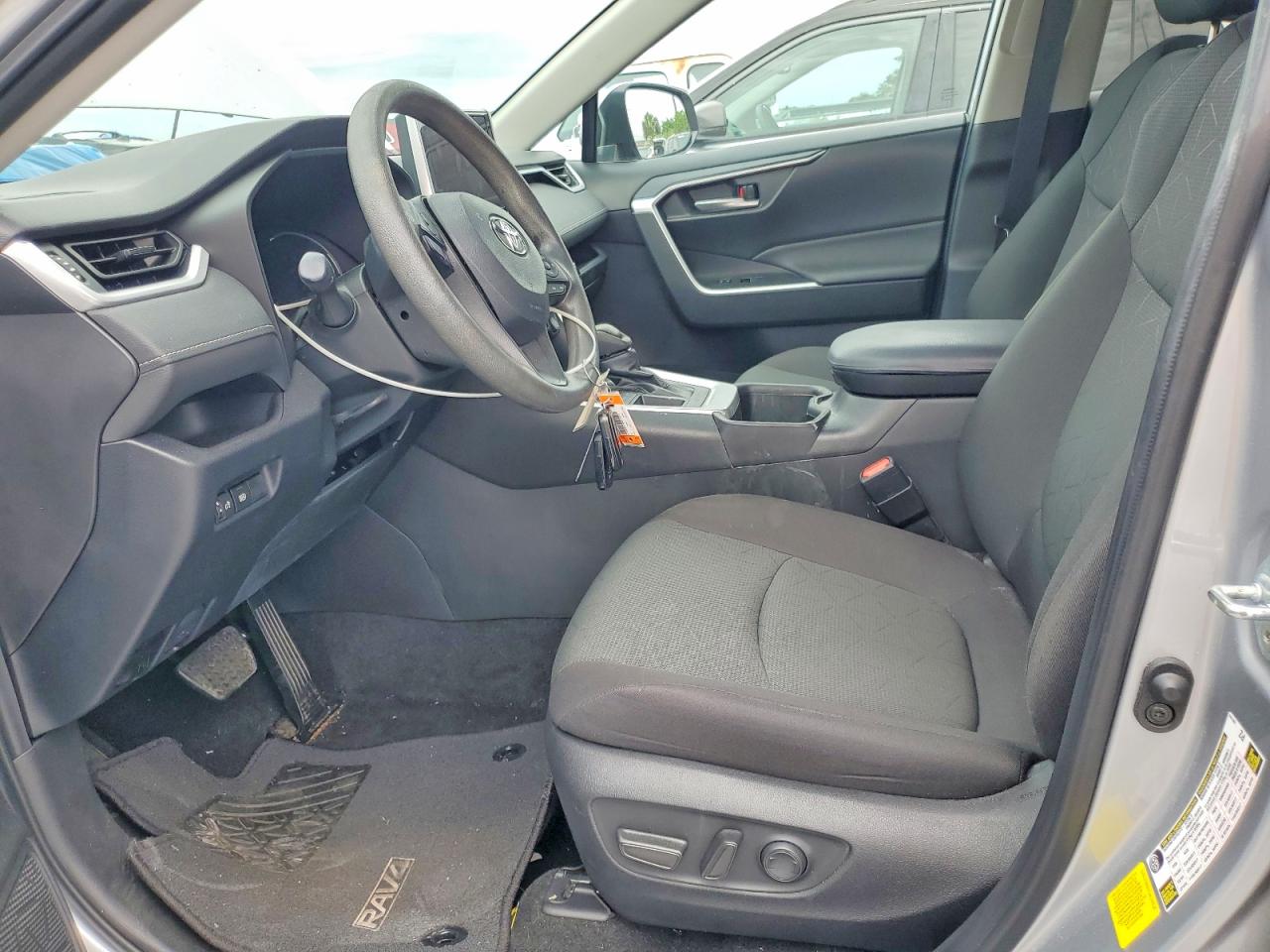  RAV4