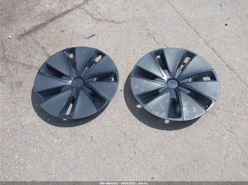 Tesla Model 3 LONG RANGE 2024