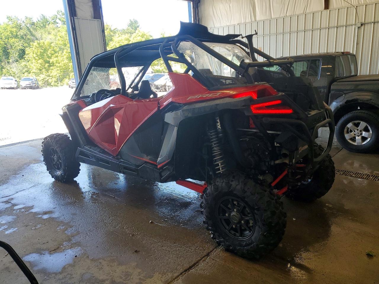  RZR
