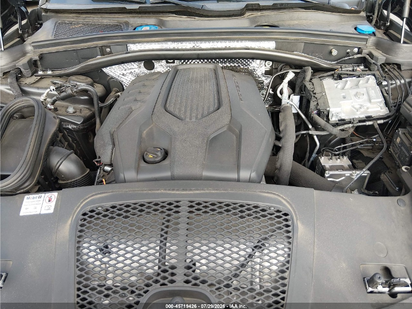 Porsche Macan T 2024