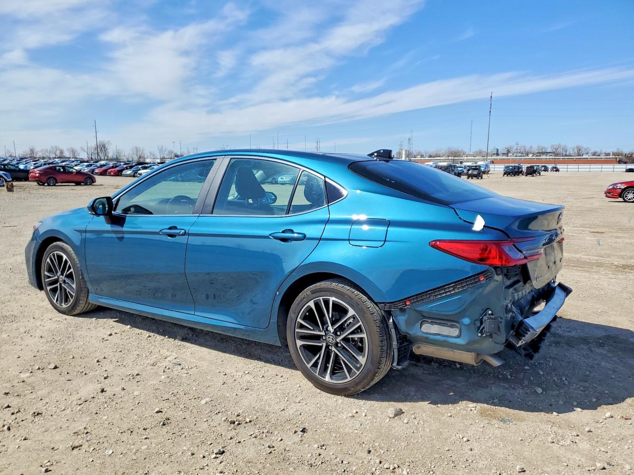 Toyota Camry XLE 2025