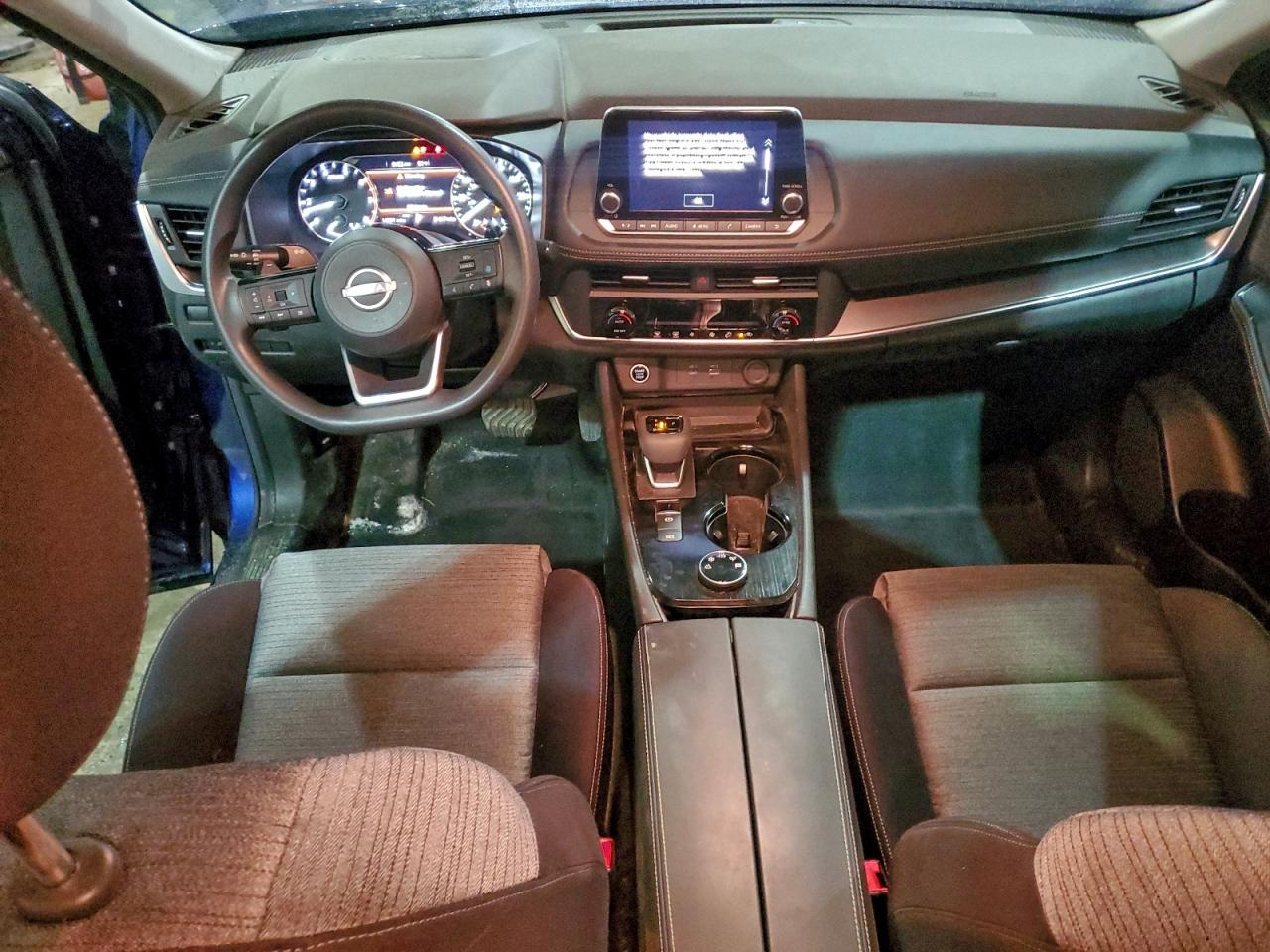 Nissan Rogue SV 2023