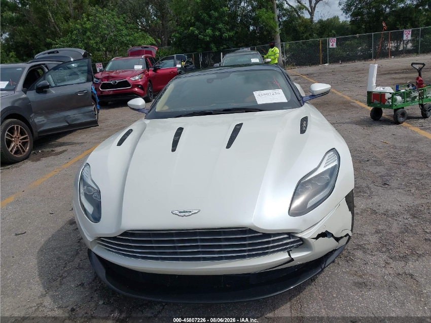 Aston Martin DB11 LAUNCH EDITION 2017