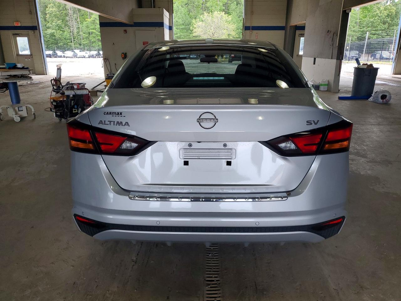 Nissan Altima SV 2023