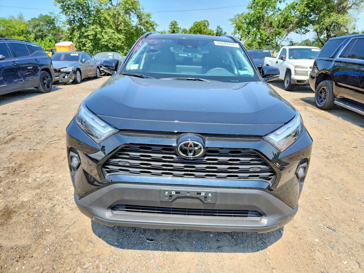 Toyota RAV4 XLE PREMIUM 2025