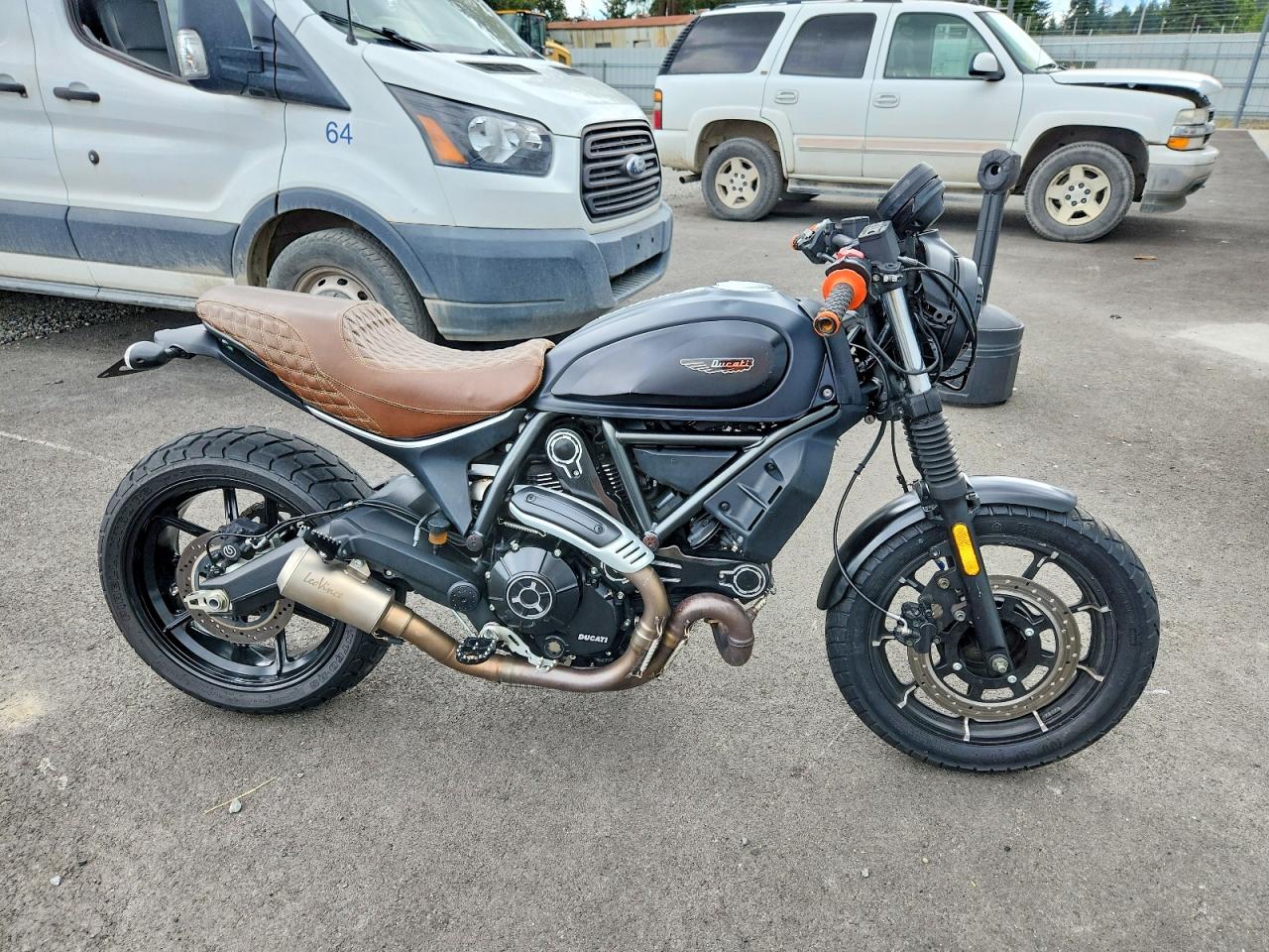 Мототранспорт Ducati Scrambler (2022)