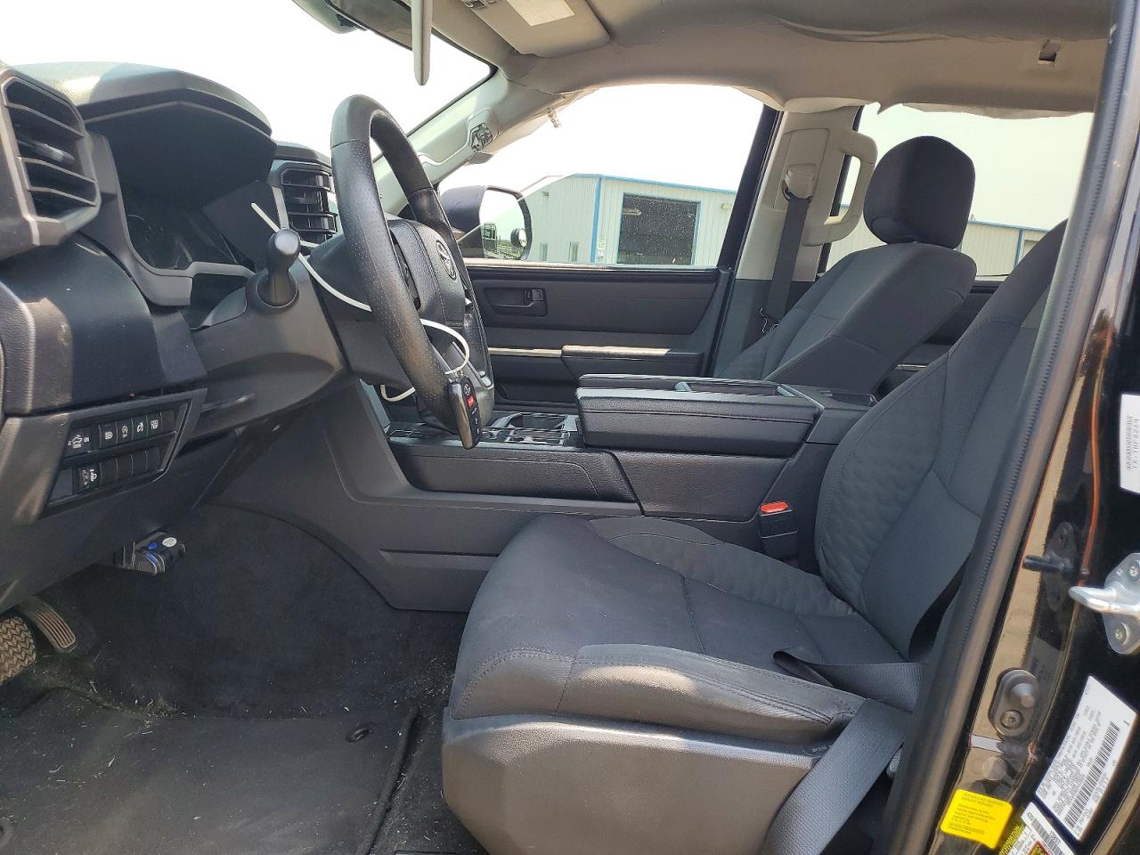 Toyota TUNDRA SR 2023