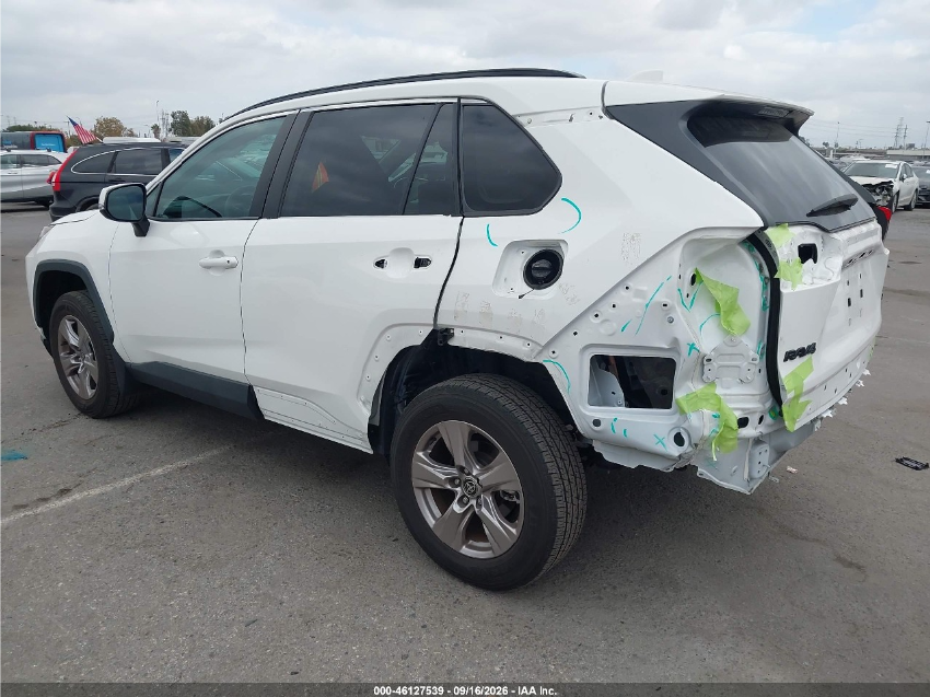 Toyota RAV4 XLE 2023