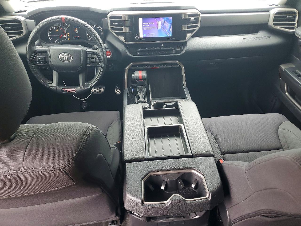 Toyota TUNDRA CREWMAX SR5 2022