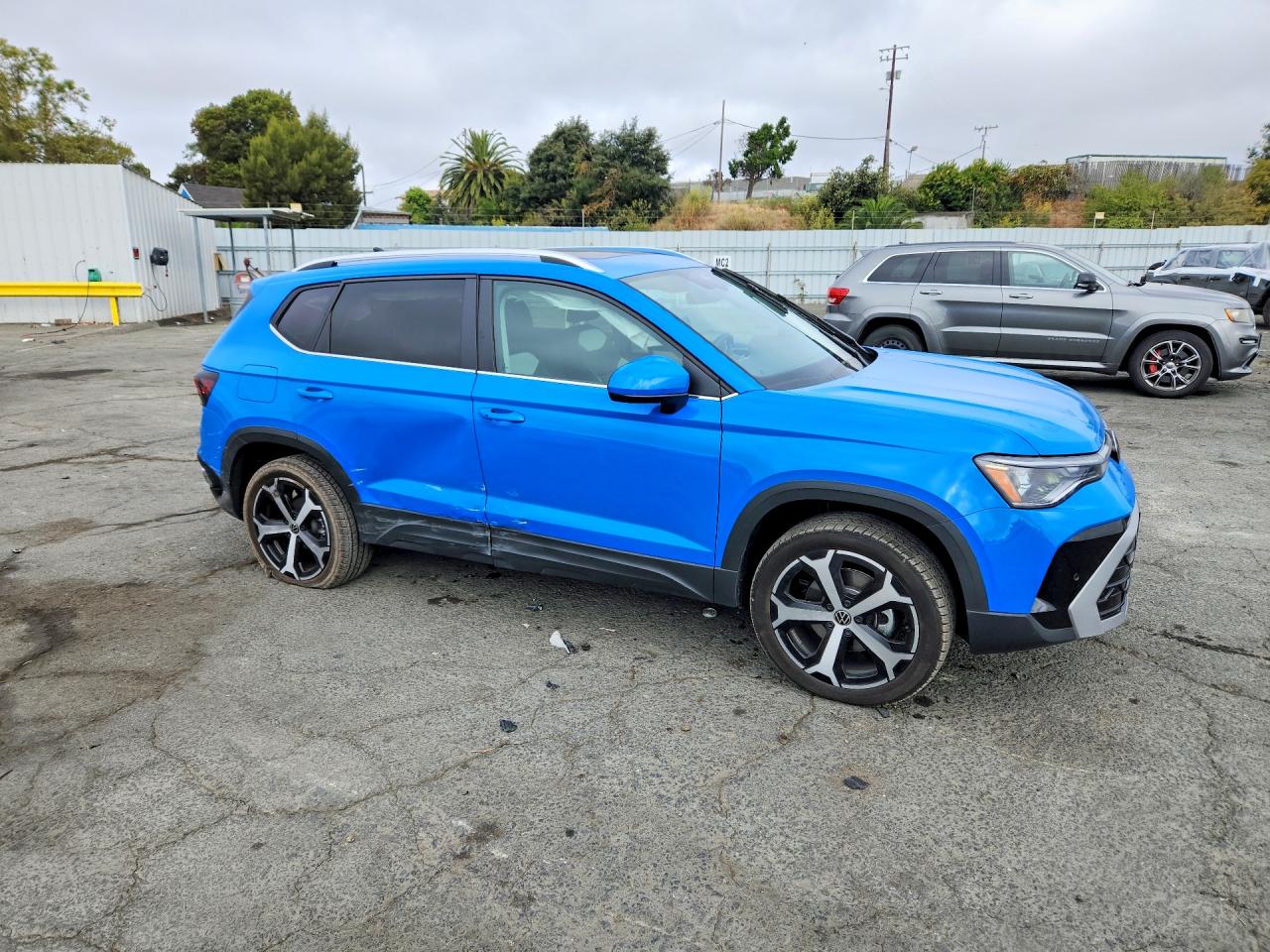 Volkswagen TAOS SEL 2025