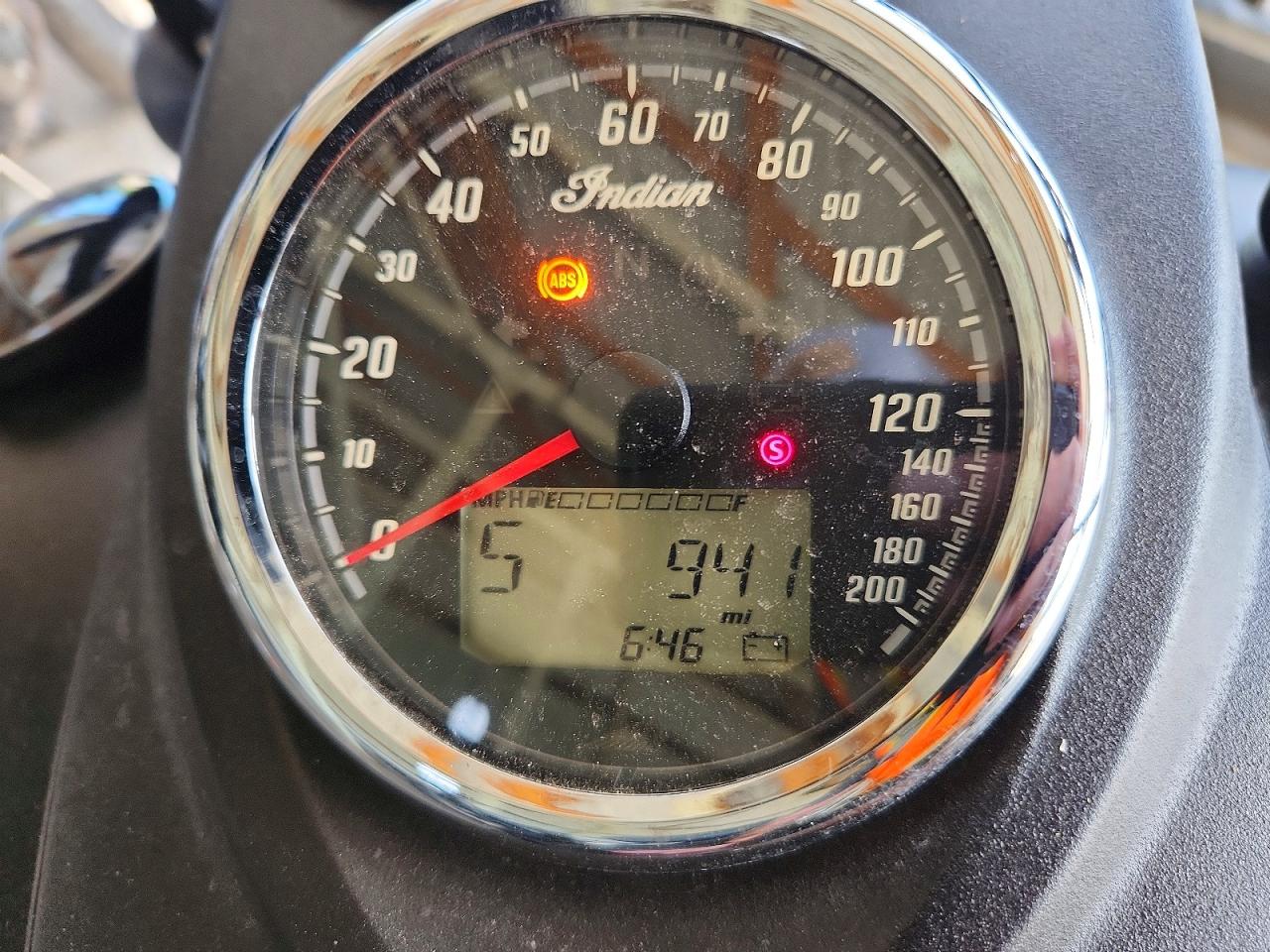 Indian Motorcycle SPRINGFIELD DARK HORSE 2018
