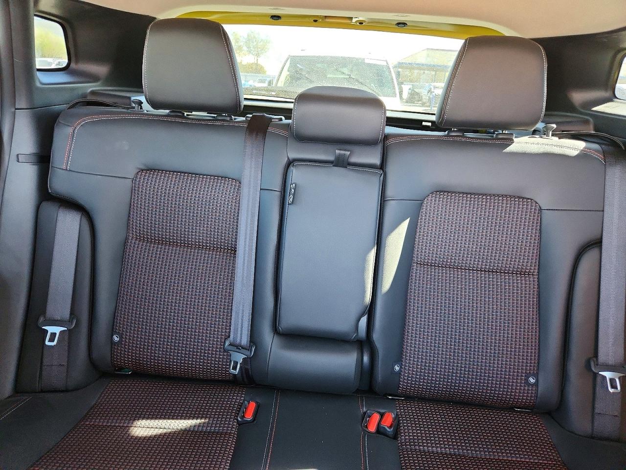 Nissan Kicks SR 2025