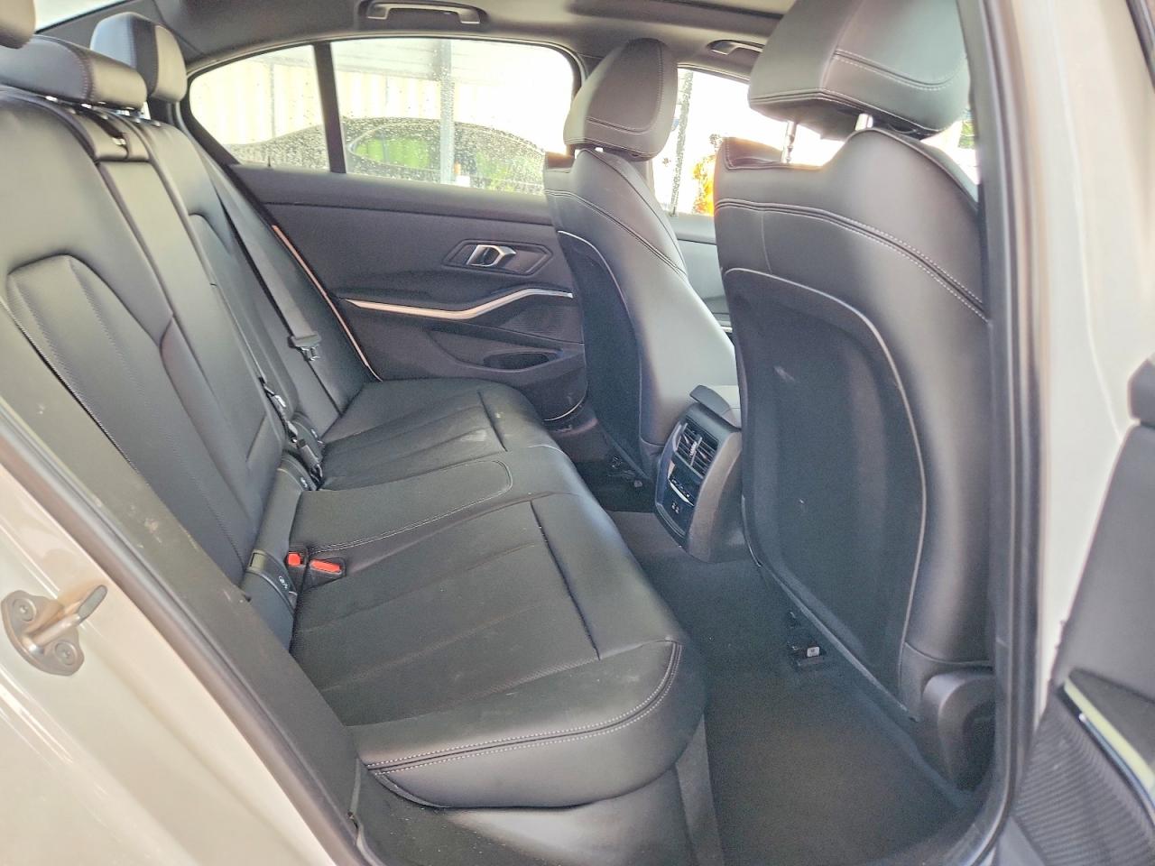 BMW 330I 2024