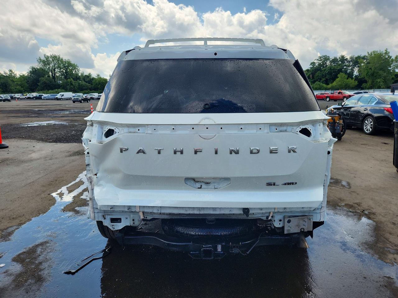 Nissan Pathfinder SL 2024