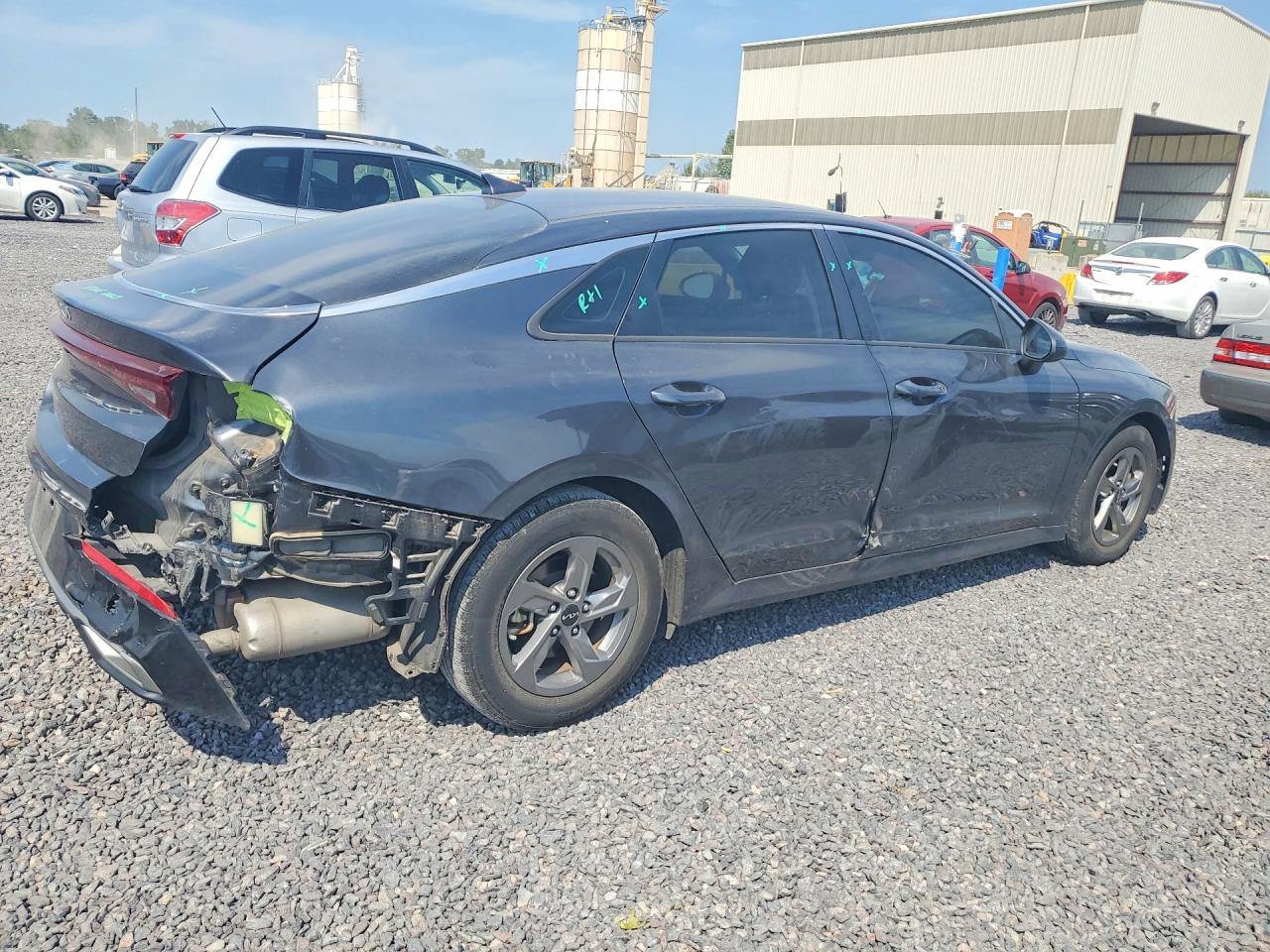 Kia K5 LXS 2023