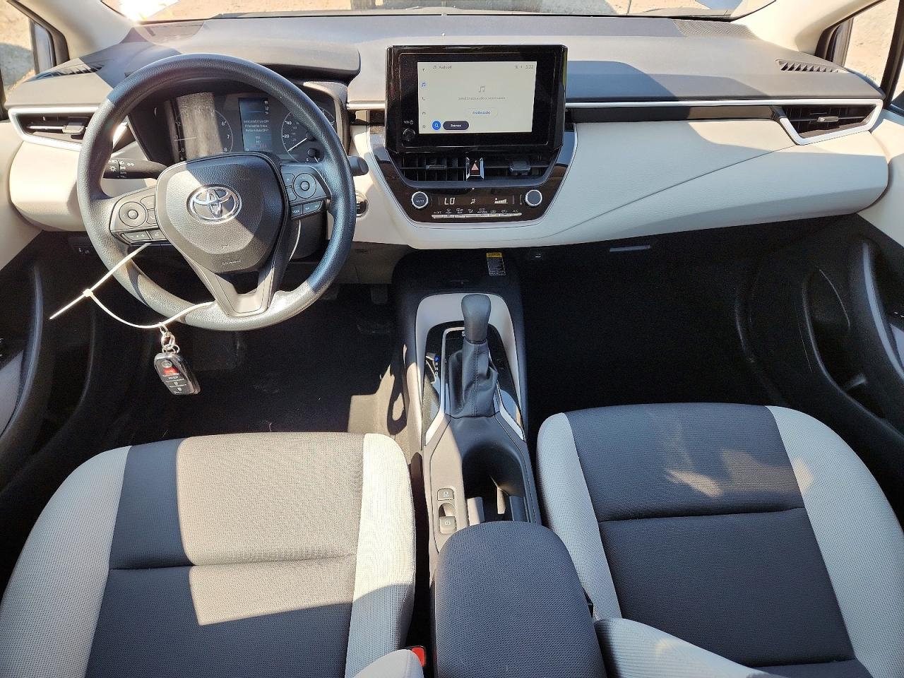 Toyota Corolla LE 2025