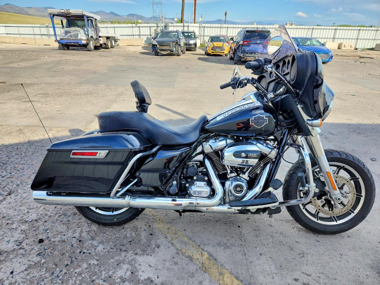 Harley-Davidson FLHT 2021