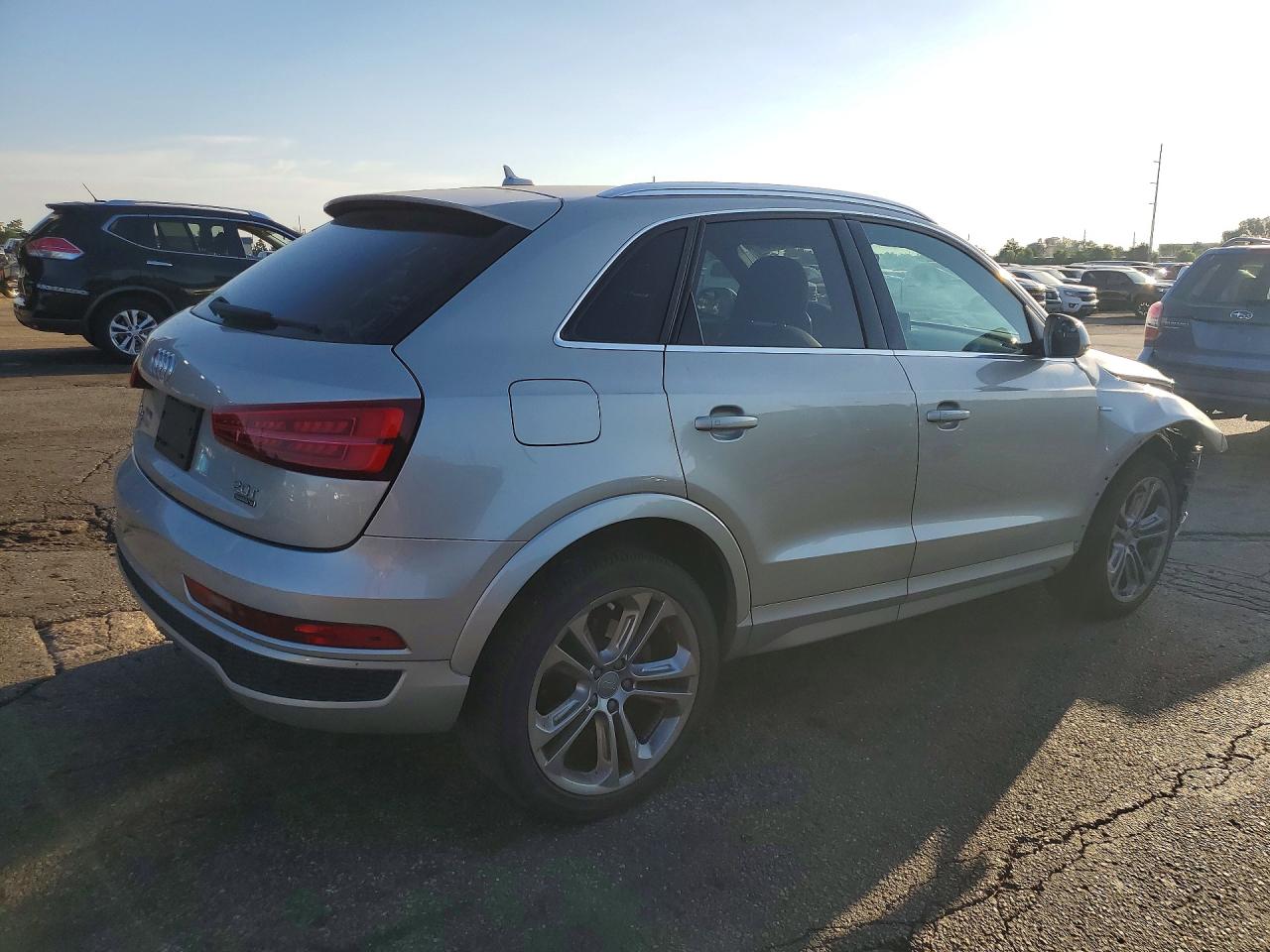 Audi Q3 PRESTIGE 2016