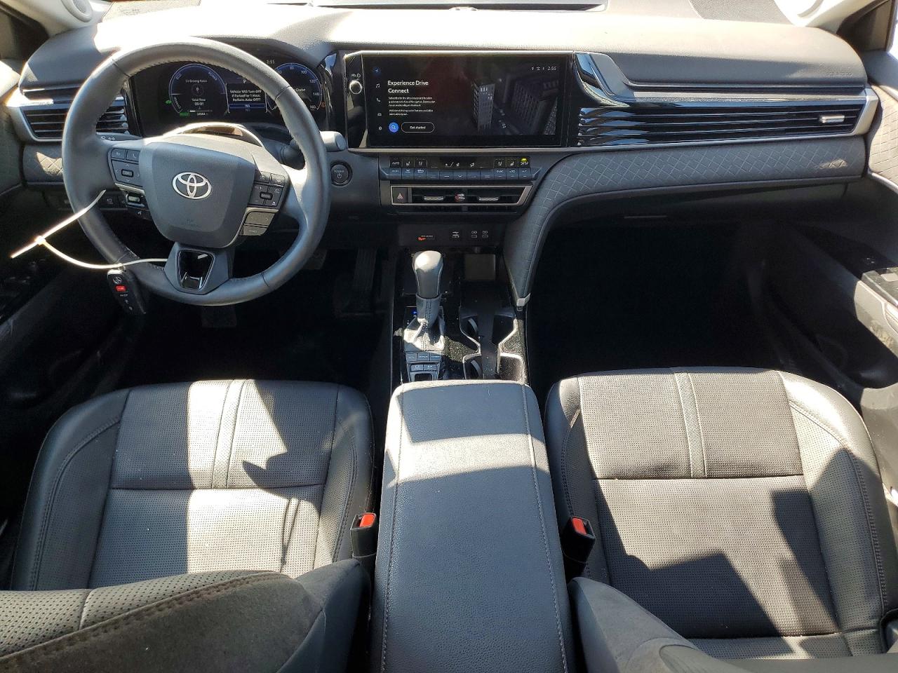 Toyota Camry XLE 2025