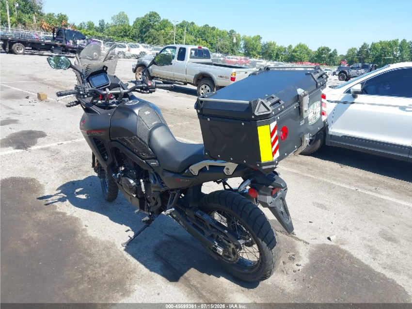  XL750