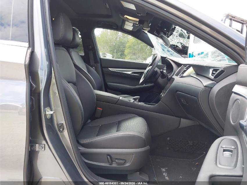  QX55