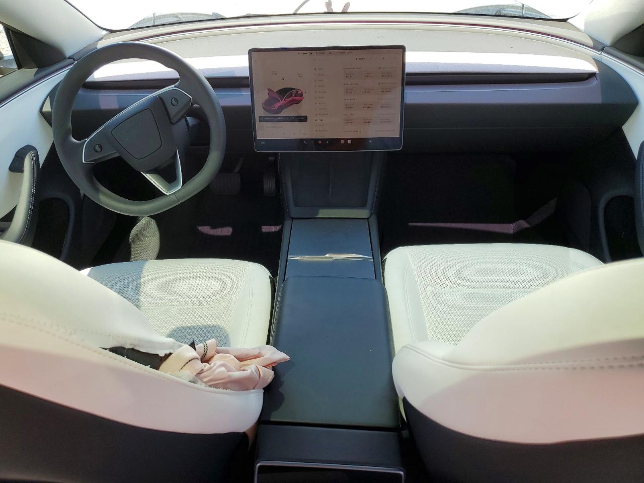Tesla Model 3 2025