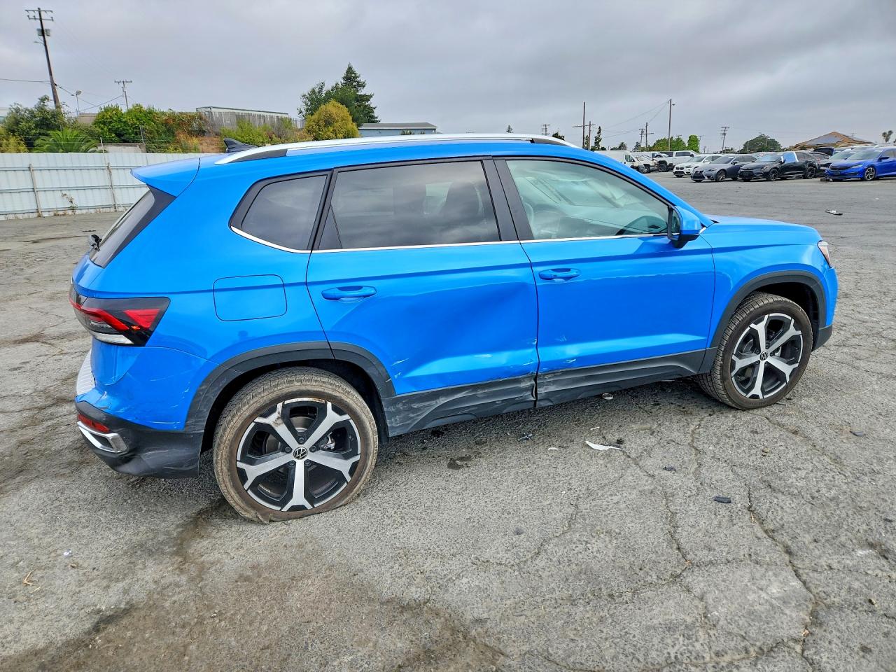 Volkswagen TAOS SEL 2025