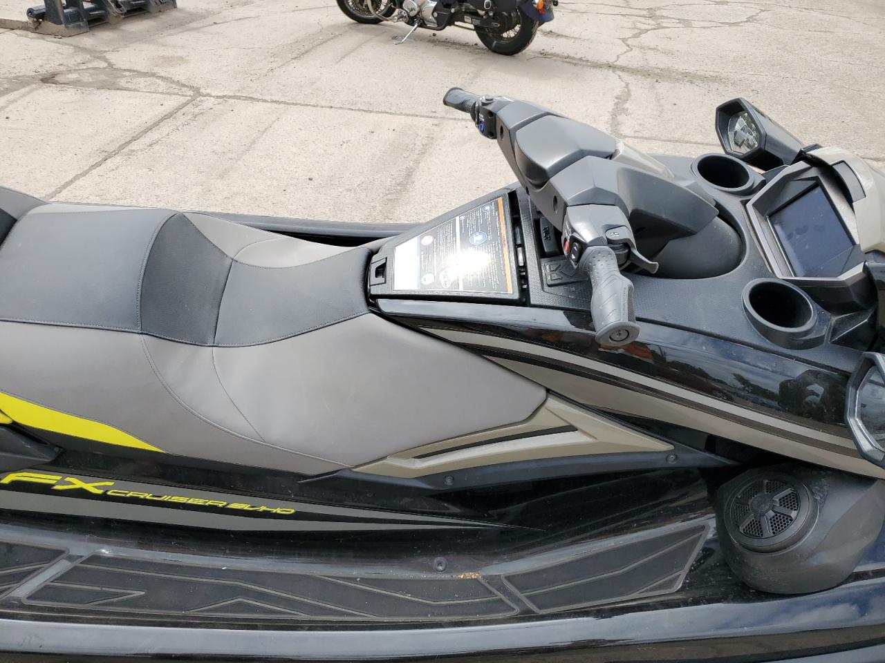 Yamaha FX 2023
