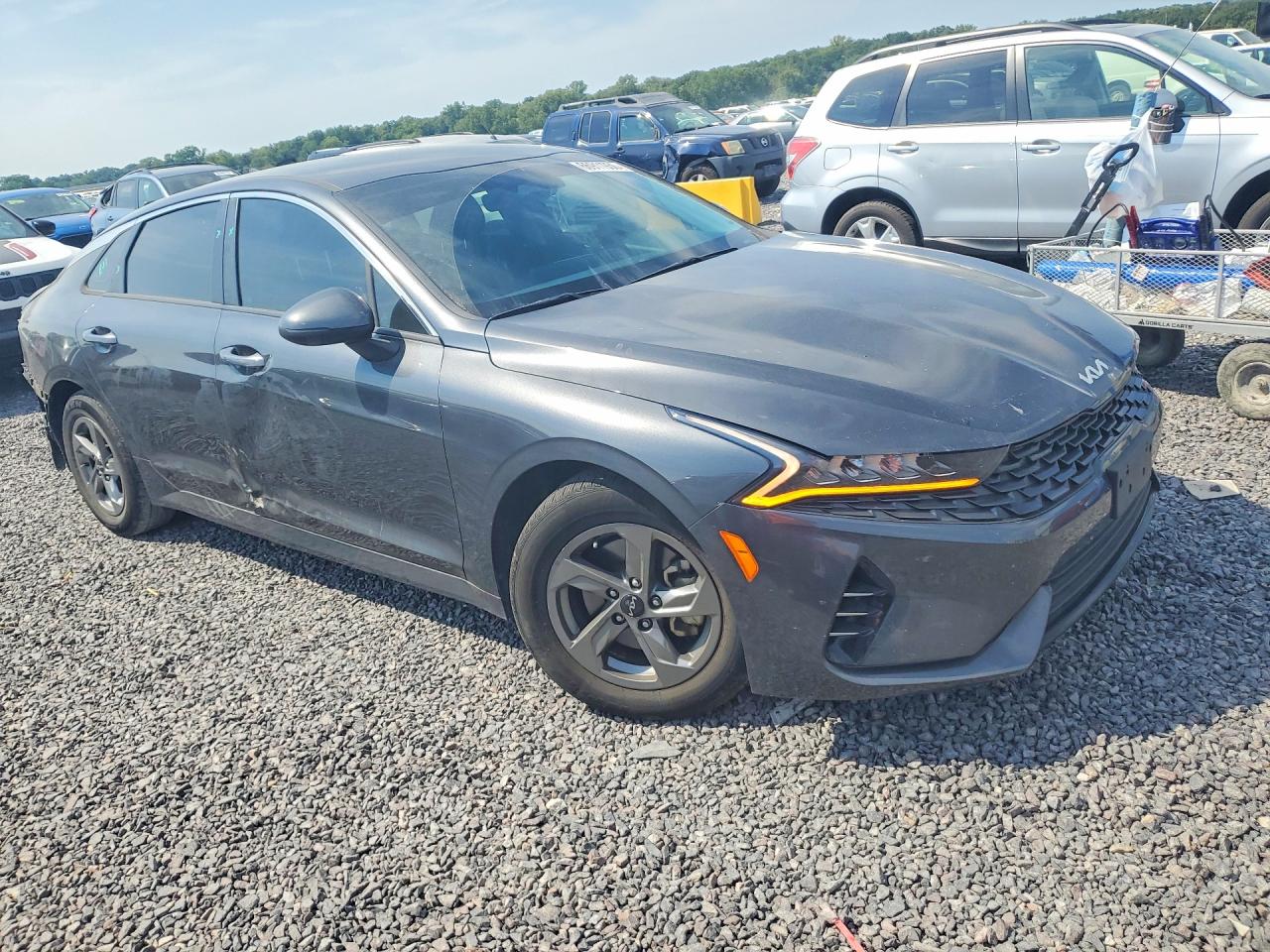 Kia K5 LXS 2023
